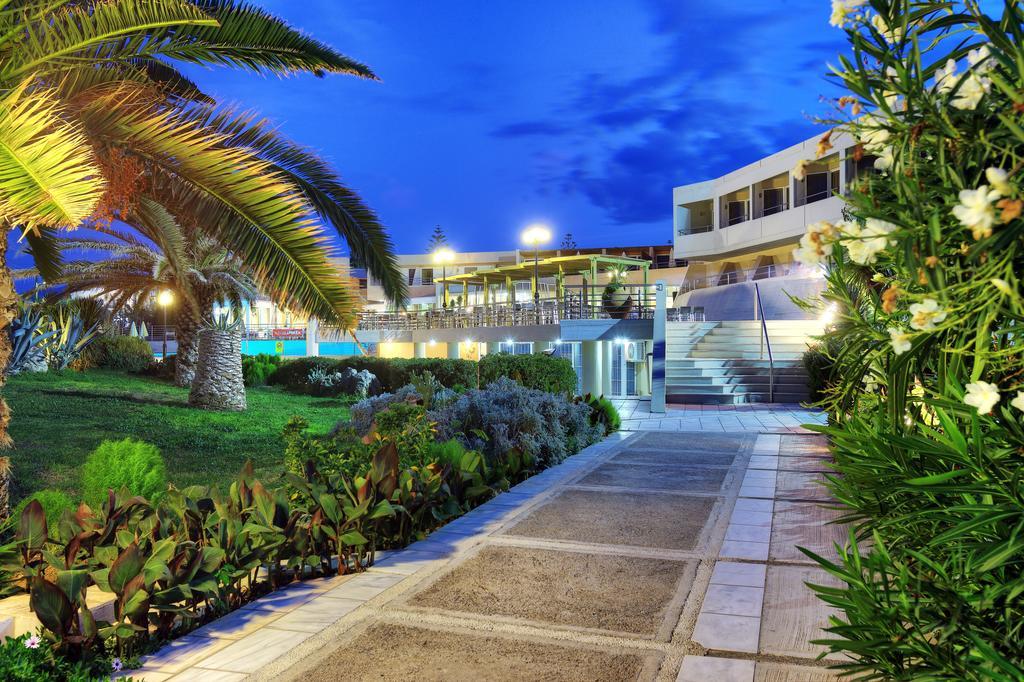 Santa Marina Beach Gazi Exteriör bild